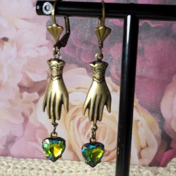 Victorian Vitrail Heart in Hand Earrings - Picture 5 of 8